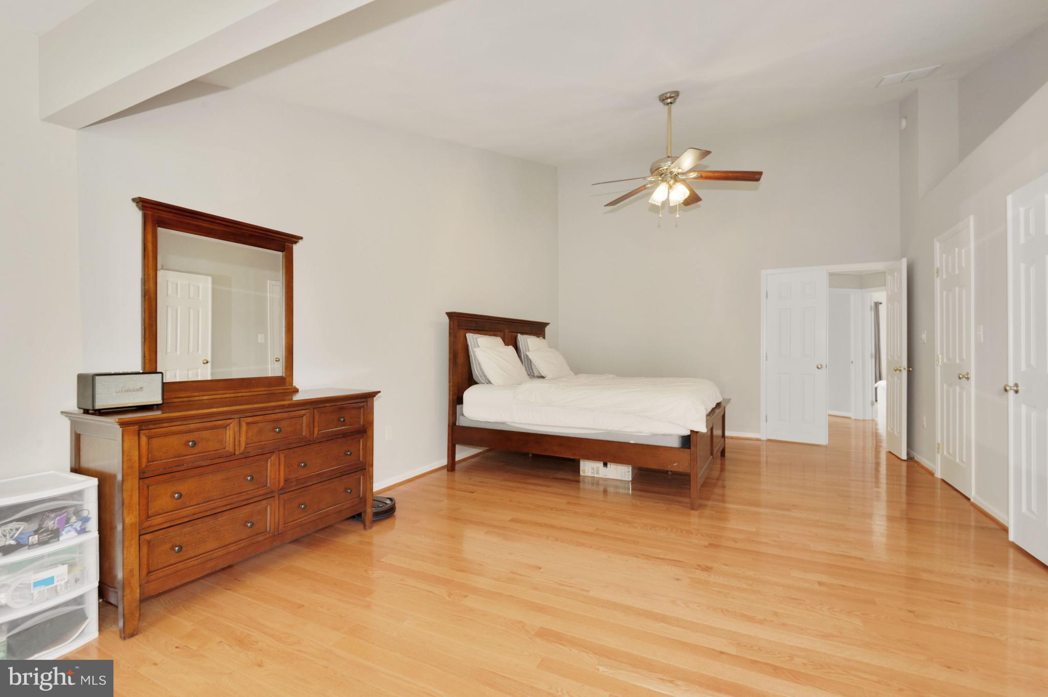 FAIR LAKES GLEN - Residential