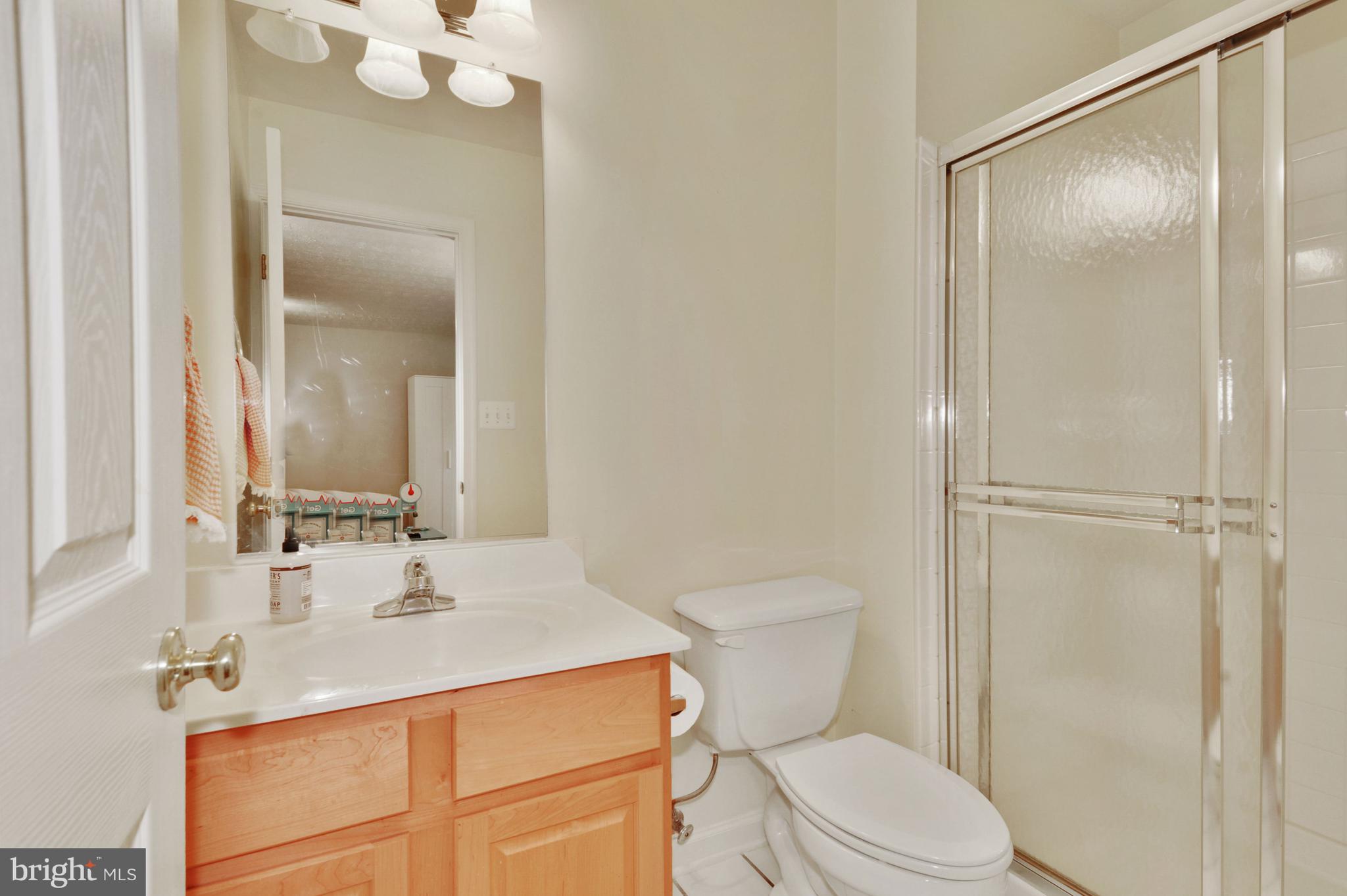 FAIR LAKES GLEN - Residential