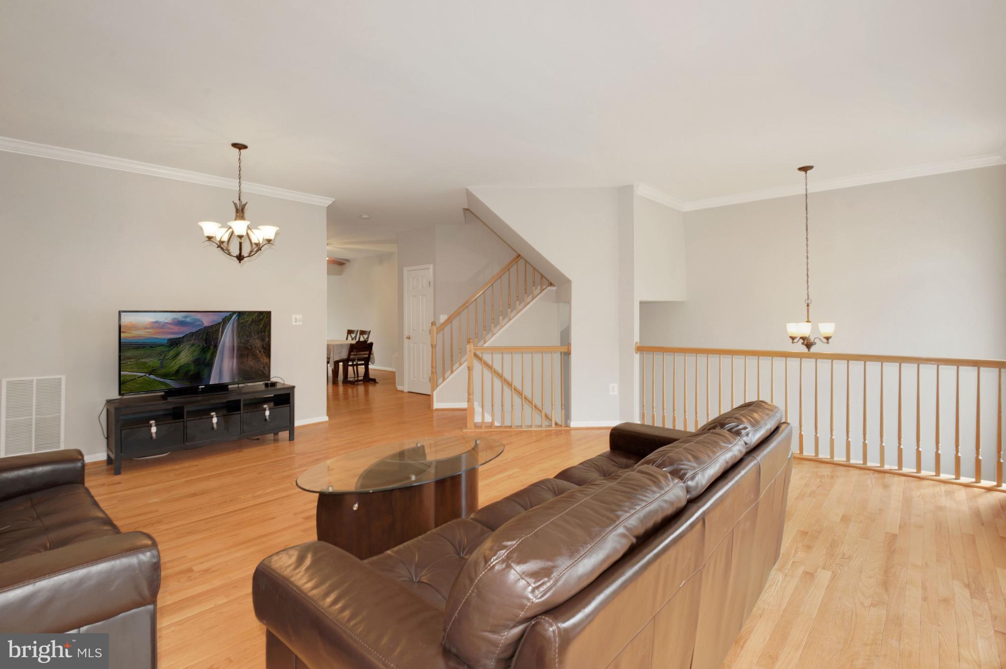 FAIR LAKES GLEN - Residential