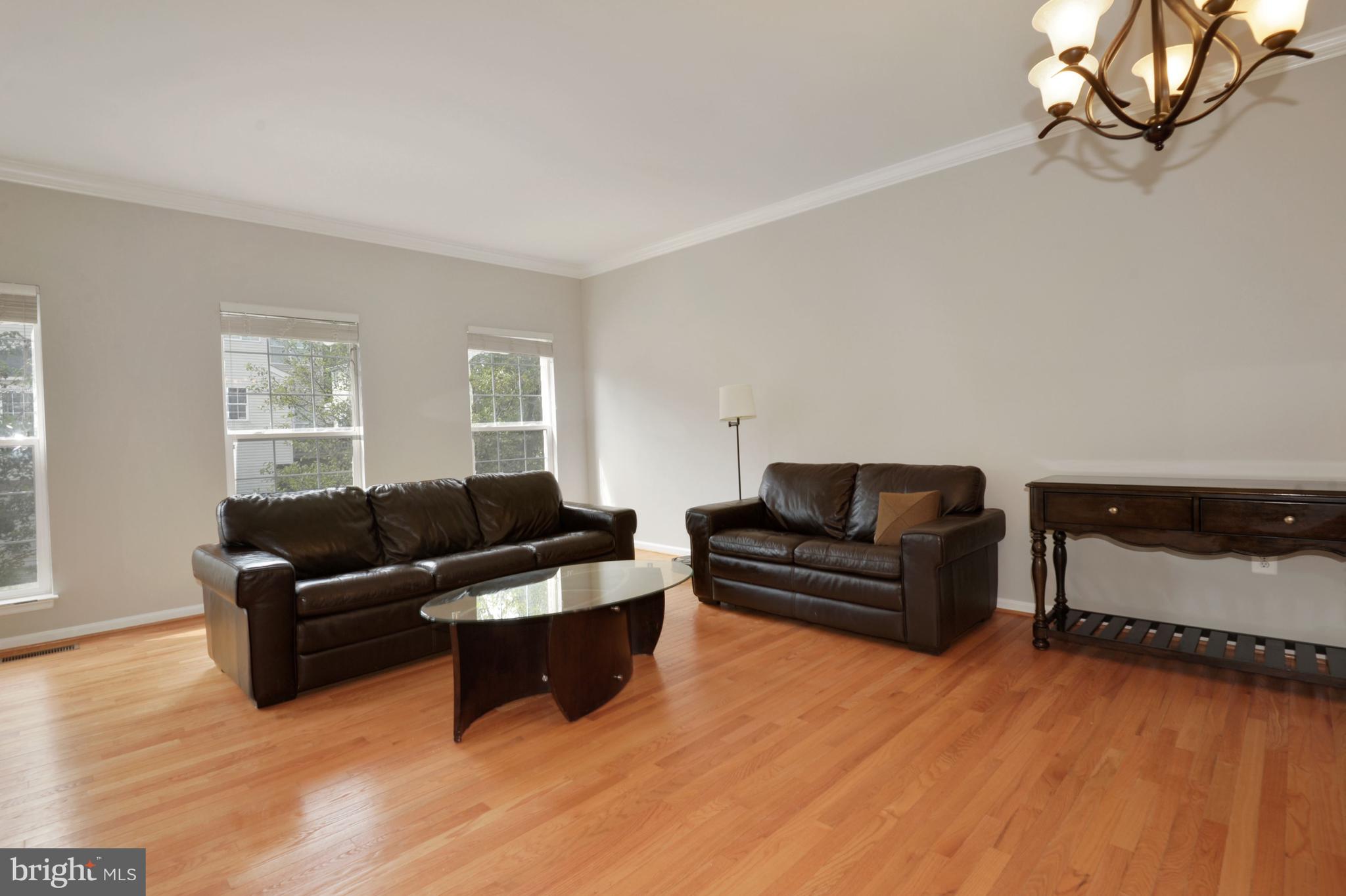 FAIR LAKES GLEN - Residential