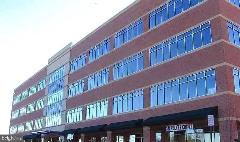 CENTRELEE BUSINESS PARK - Commercial Lease