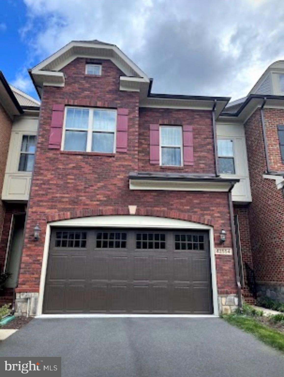 BRAMBLETON - Residential