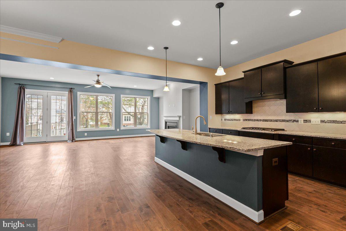 BRAMBLETON - Residential