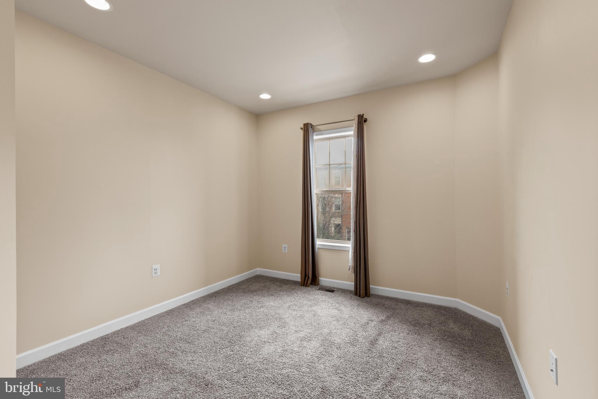 BRAMBLETON - Residential