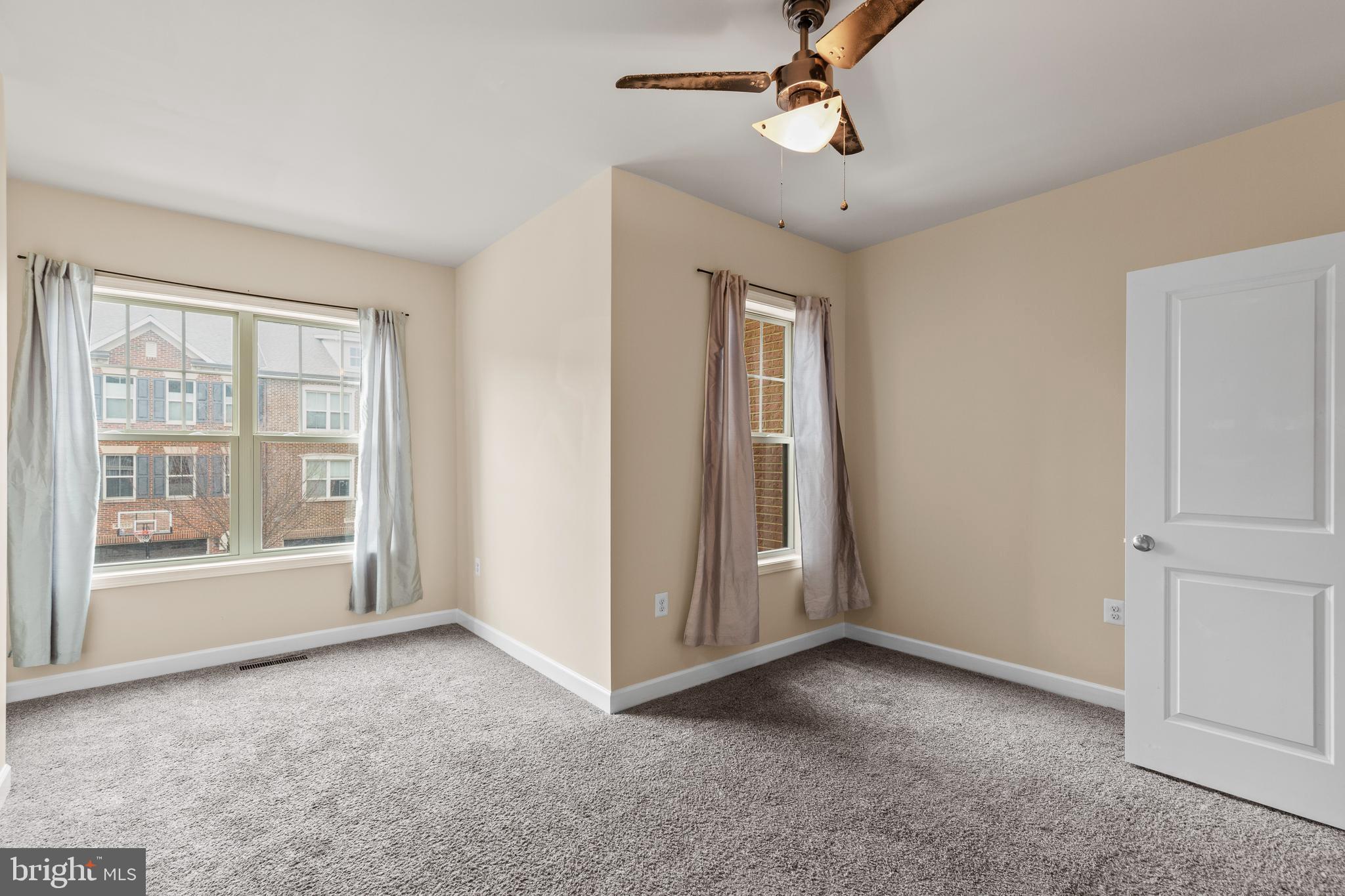 BRAMBLETON - Residential