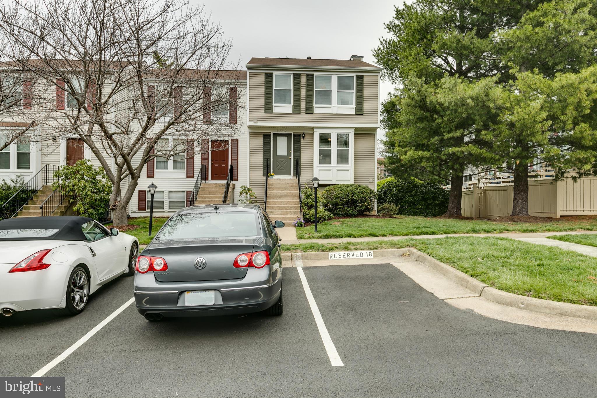 RESTON - Residential