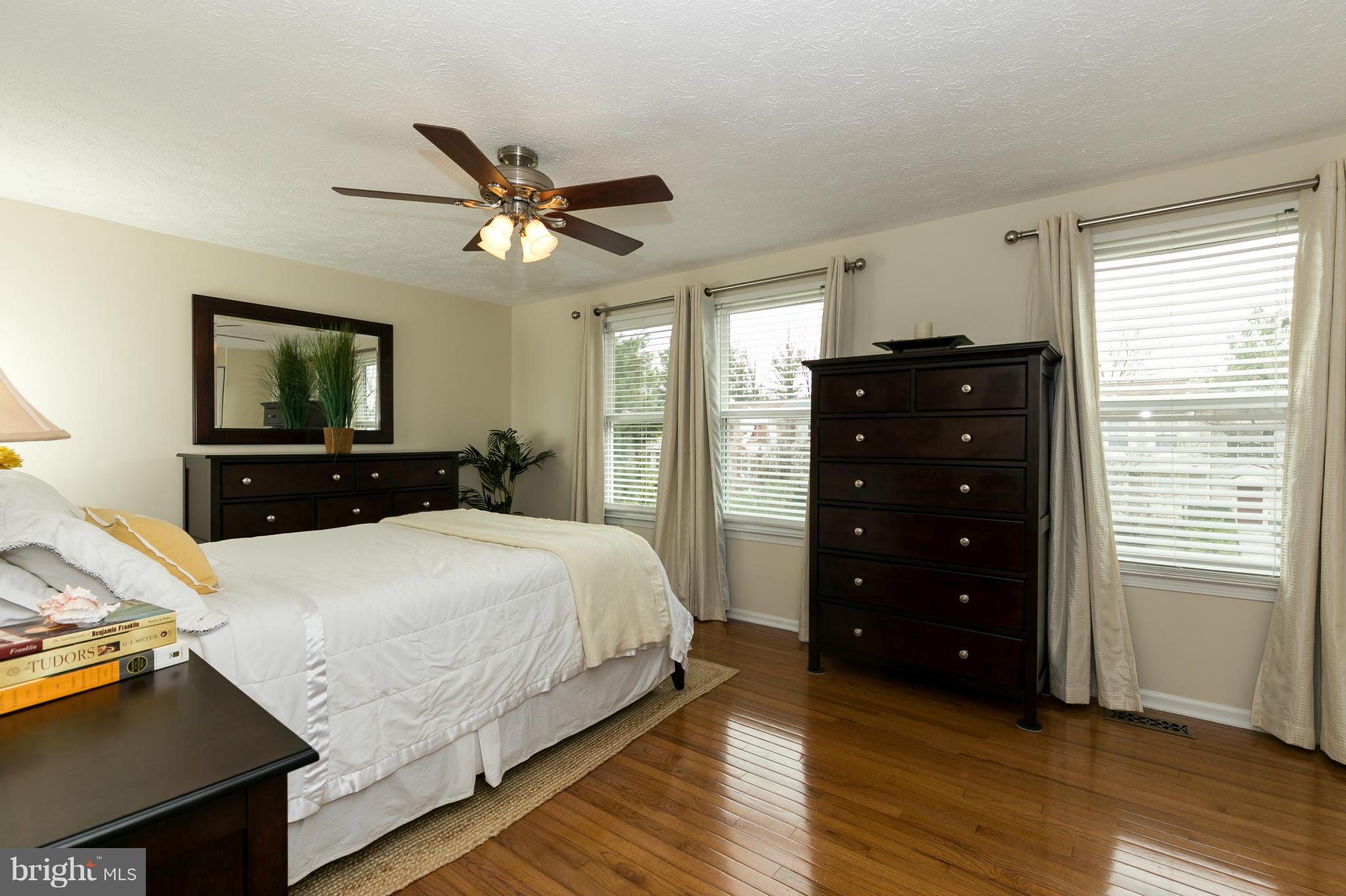 RESTON - Residential