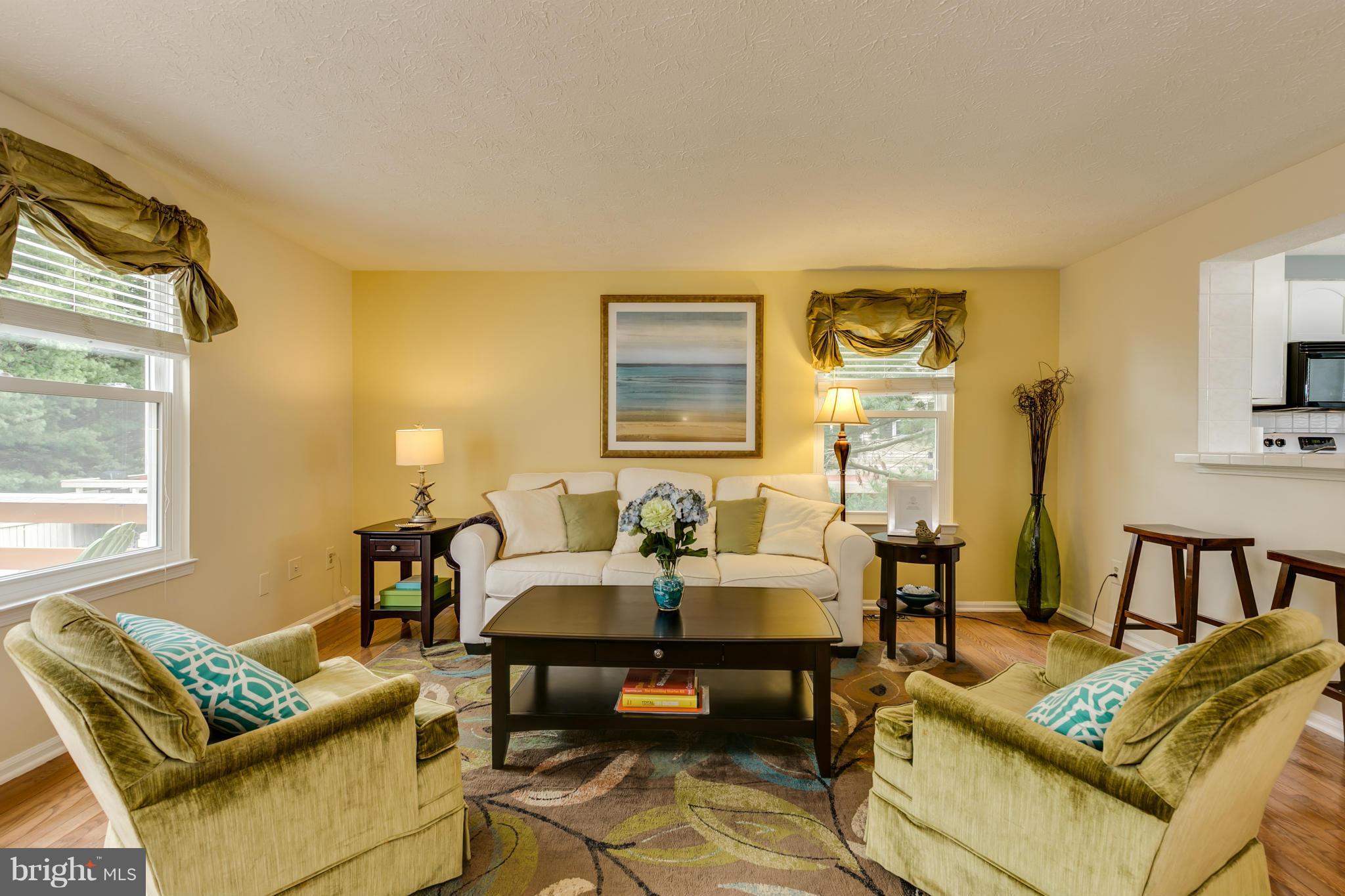 RESTON - Residential