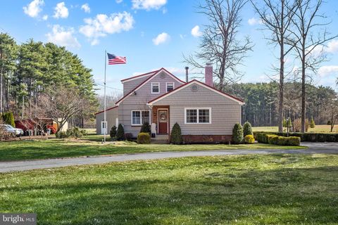 Photo of 230 Kenyon Avenue, MILLVILLE, NJ 08332 (MLS # NJCB2029070)