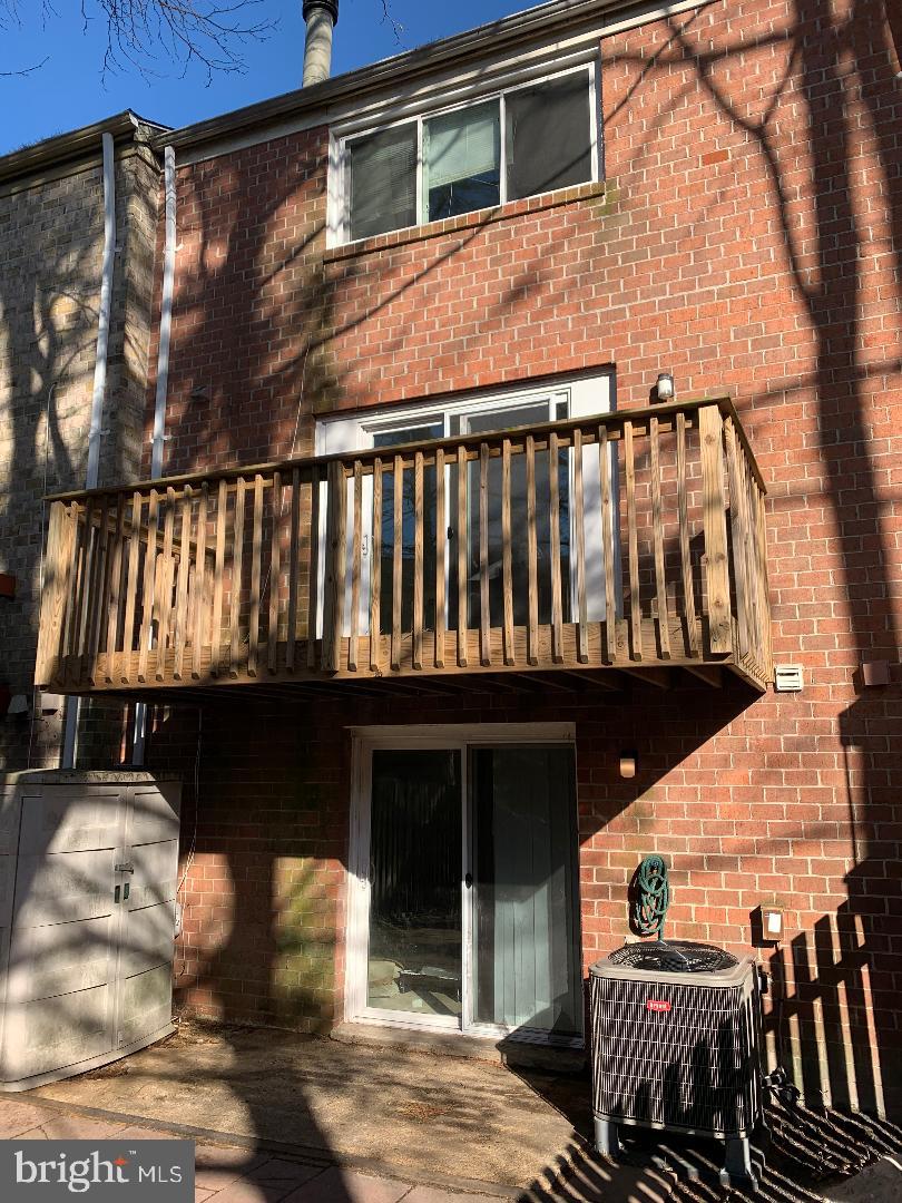 HICKORY RIDGE - Residential Lease