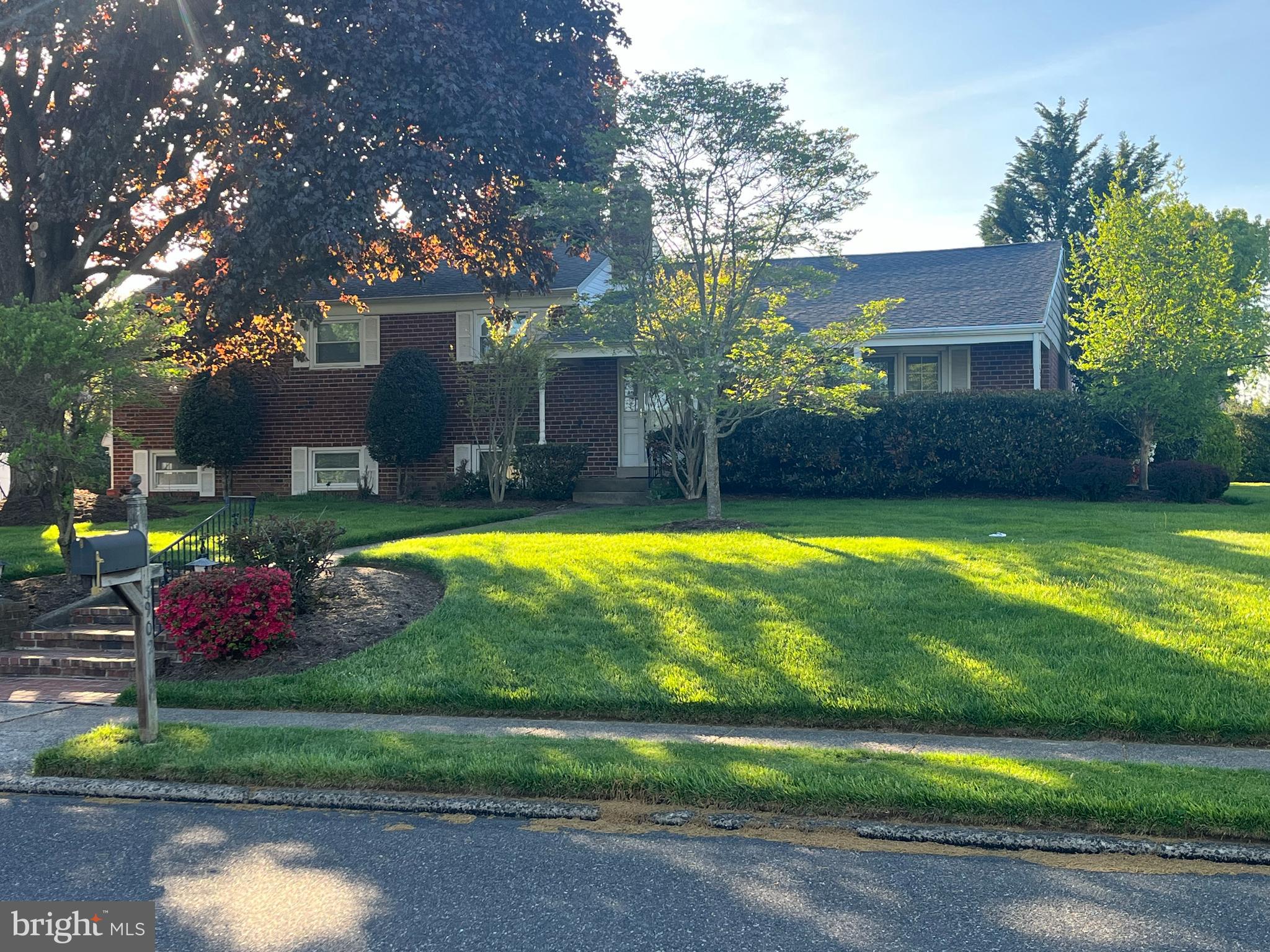 3902 SHELLEY ROAD
