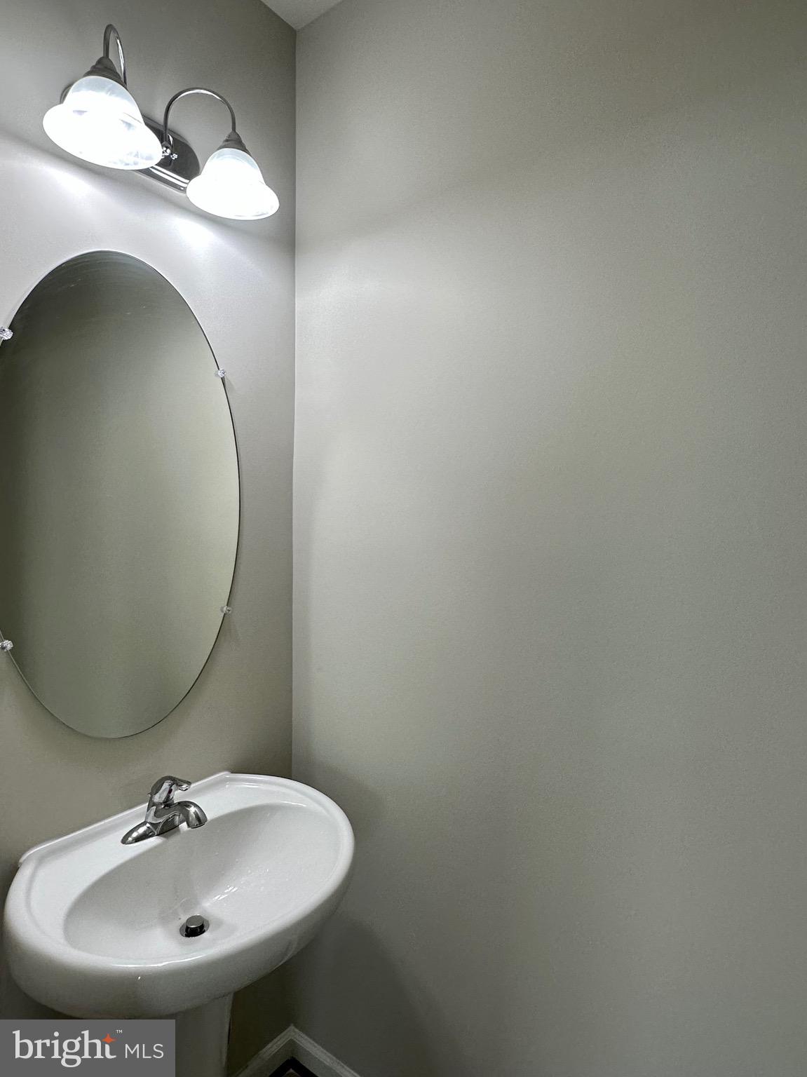 VILLAGE AT WOODSTREAM - Residential Lease