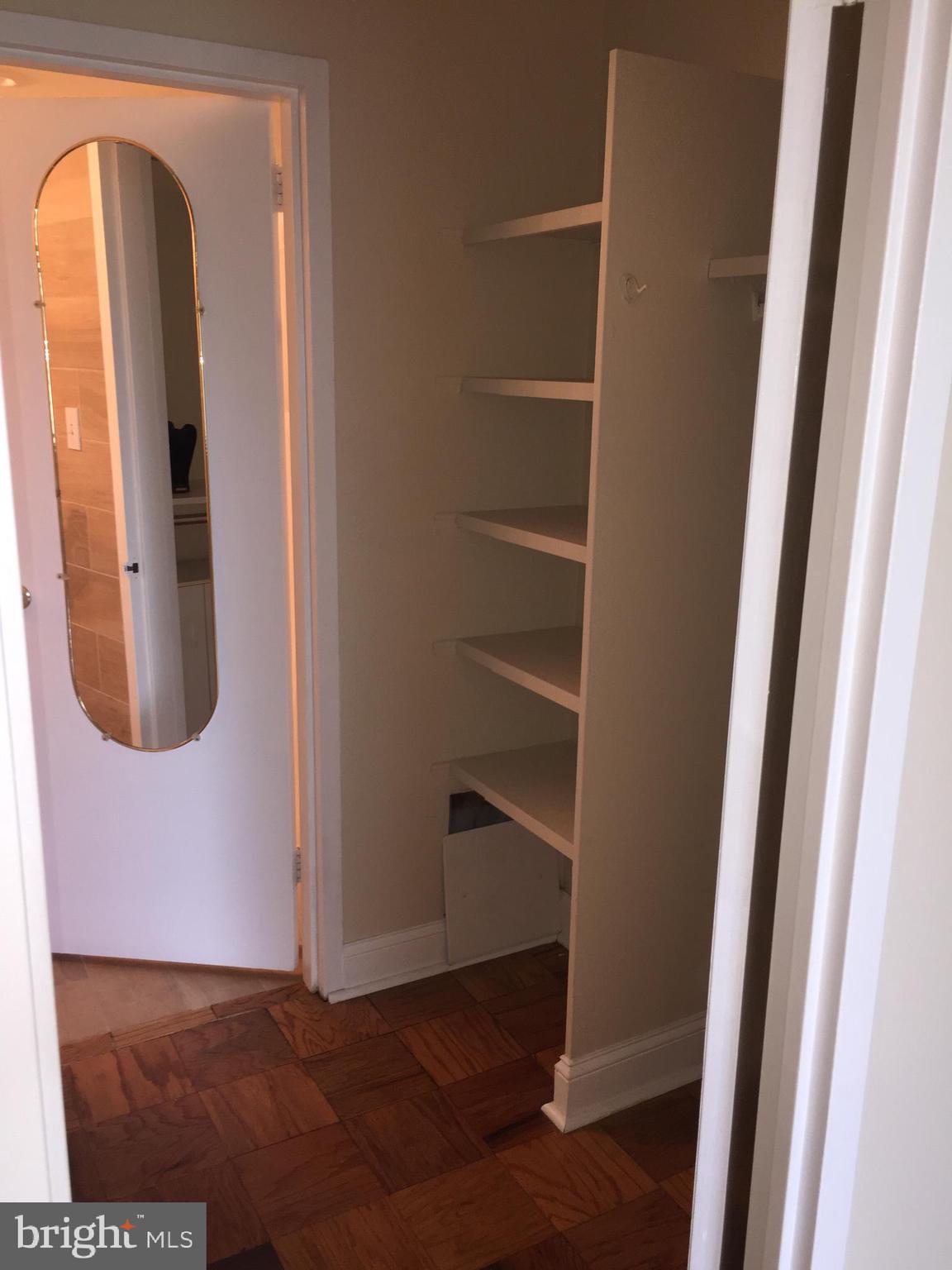 PROMENADE TOWERS - Residential