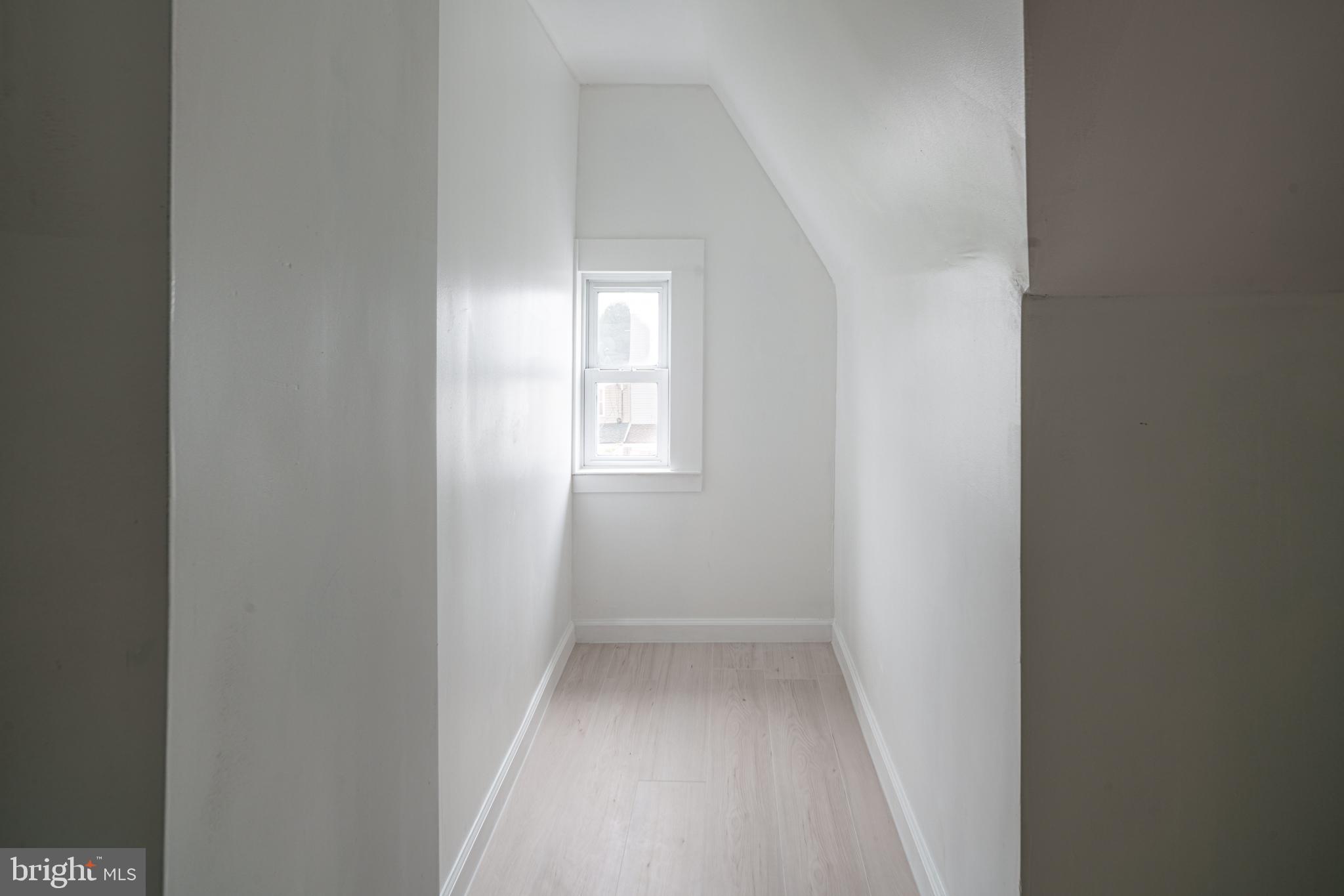 NONE AVAILABEL - Residential