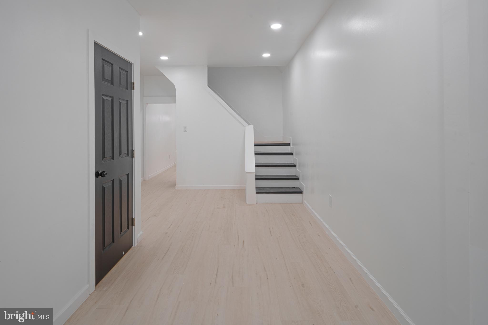 NONE AVAILABEL - Residential