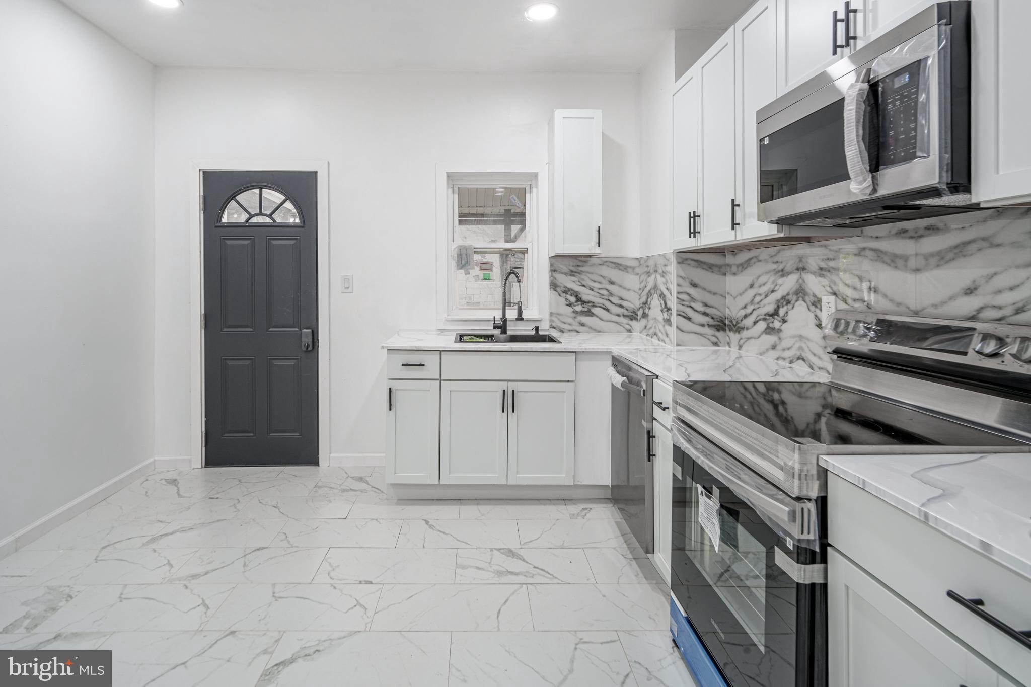 NONE AVAILABEL - Residential