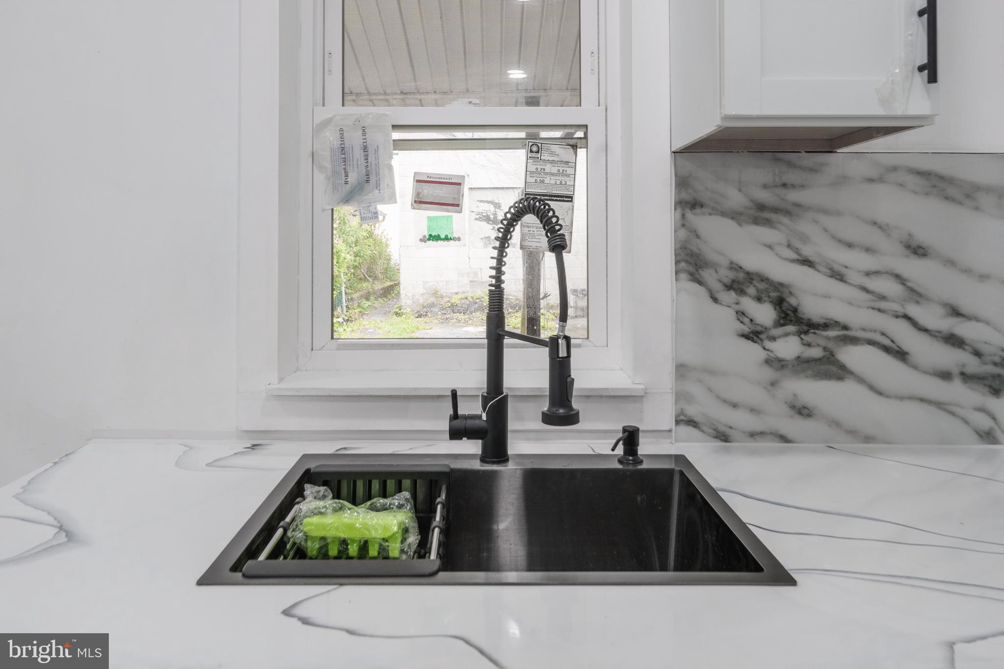 NONE AVAILABEL - Residential