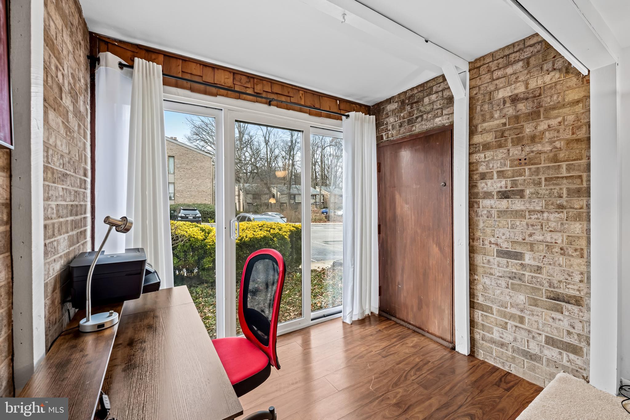 CROSS FOX - Residential