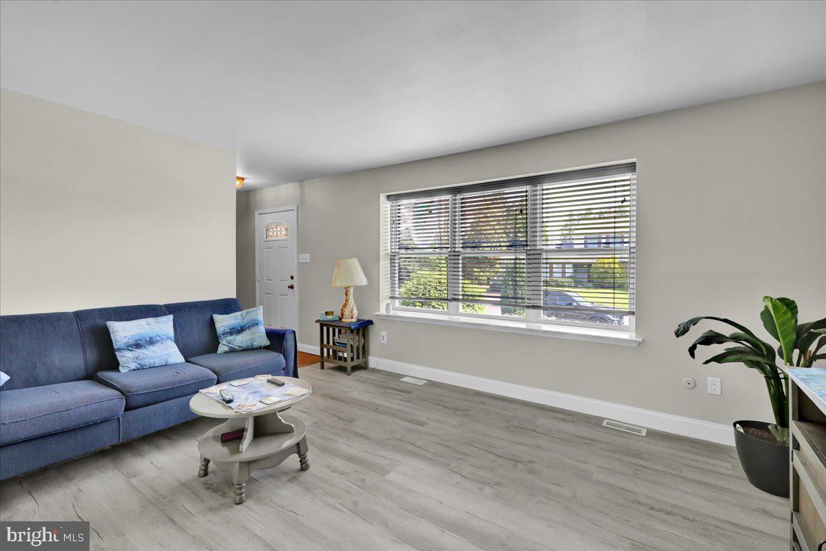 490 CHESWYCK DRIVE