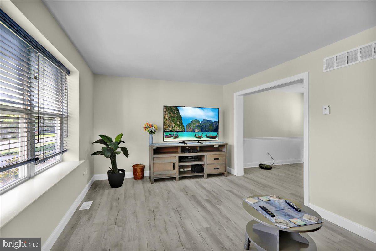 490 CHESWYCK DRIVE