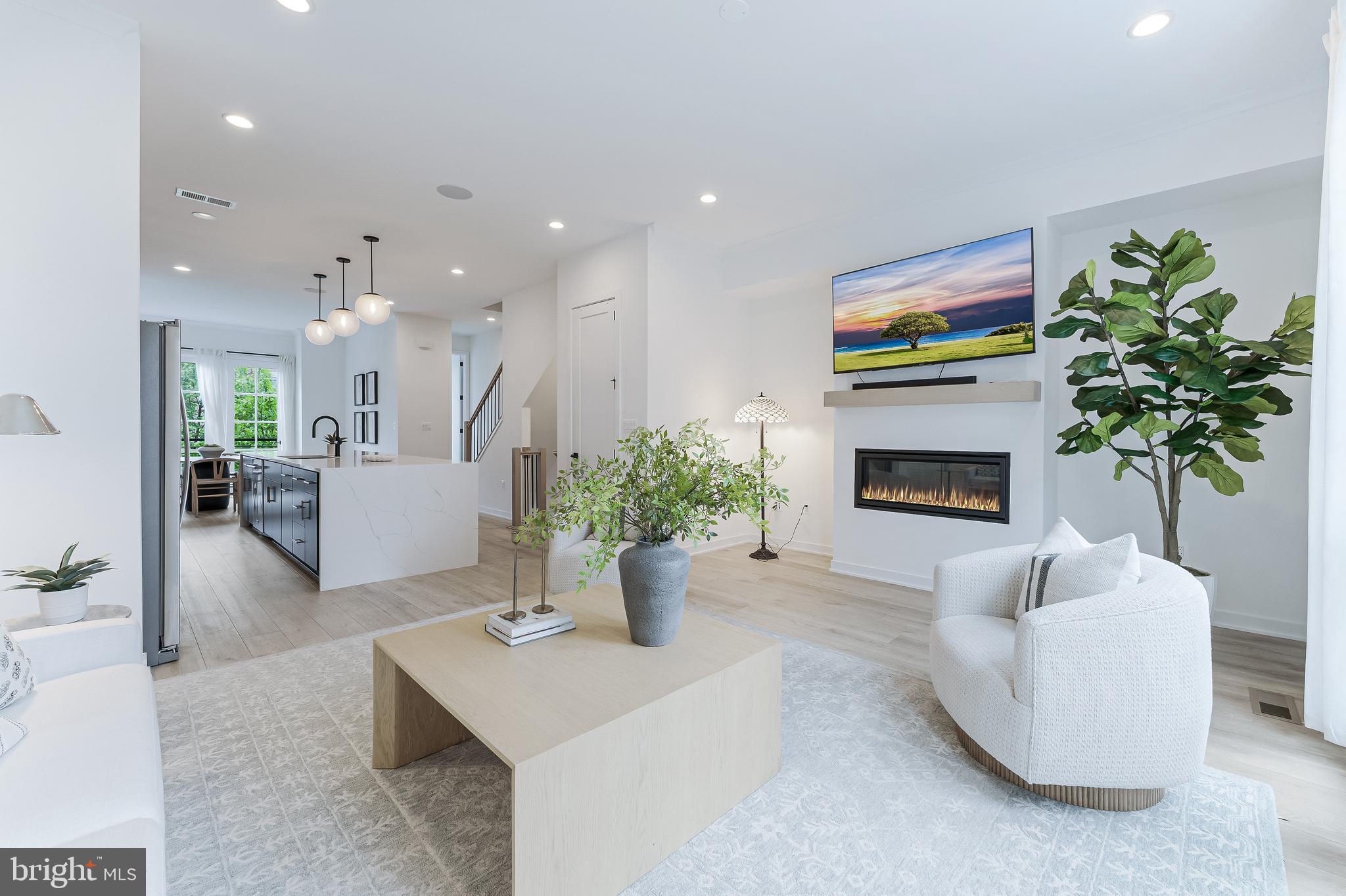 1974 ROLAND CLARKE PLACE