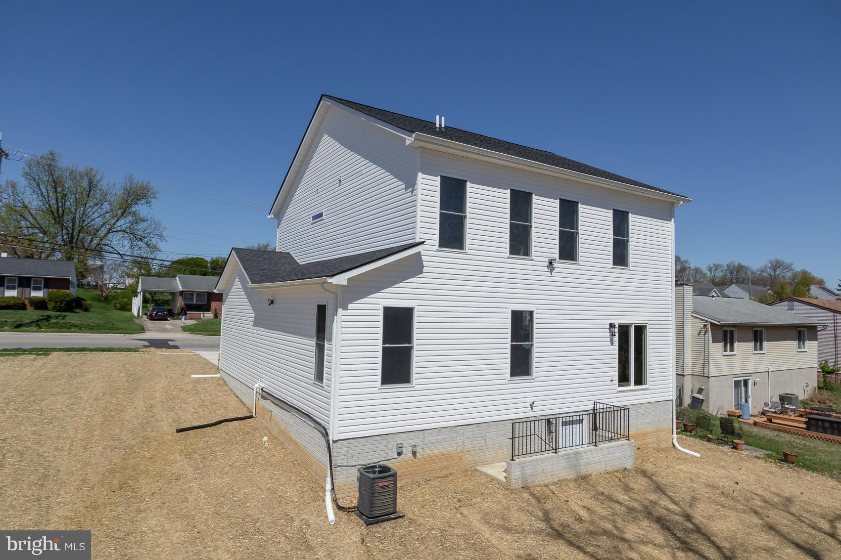 DEERFIELD - Residential