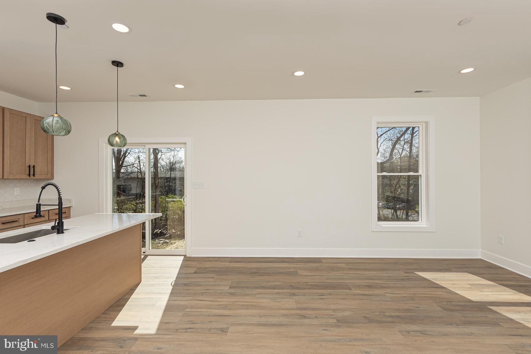 DEERFIELD - Residential