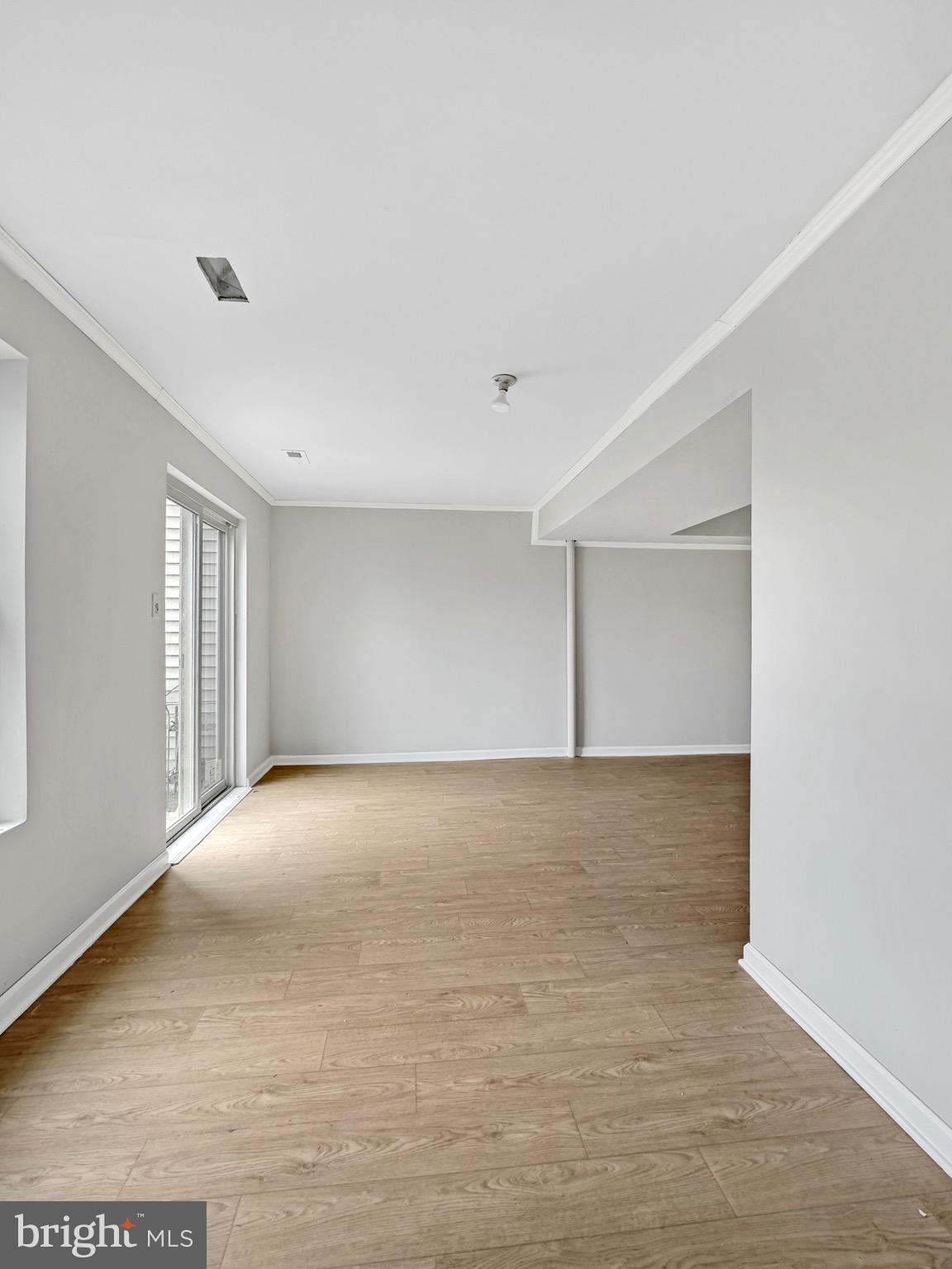 LONGSTREET COMMONS - Residential