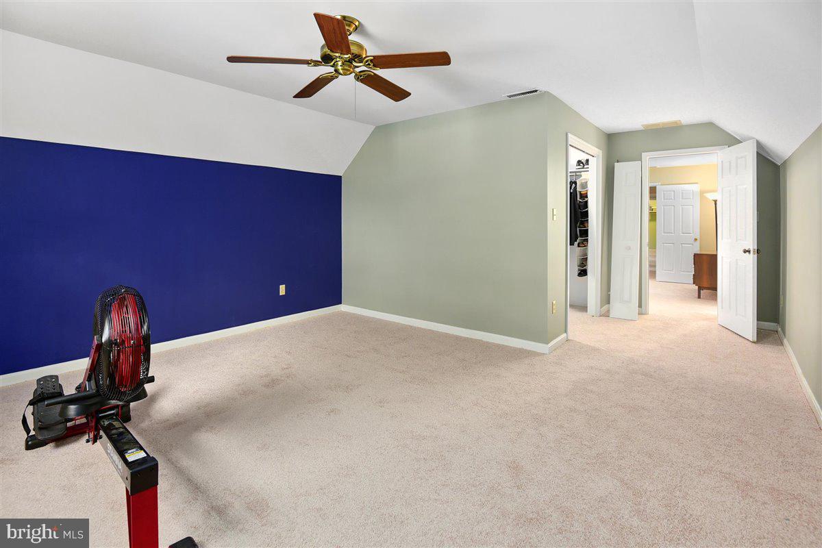 HUNTING PARK - Residential