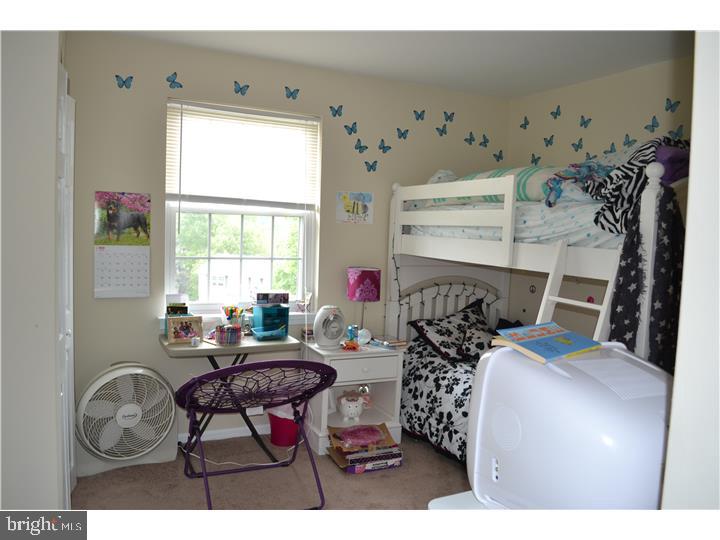 RHONDDA - Residential Lease