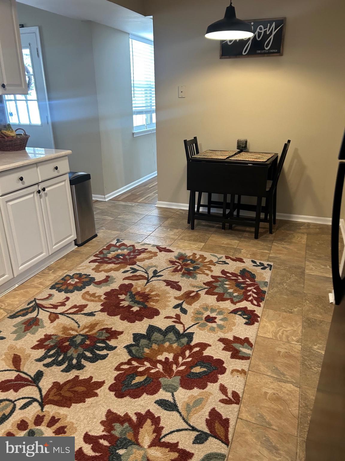 RHONDDA - Residential Lease