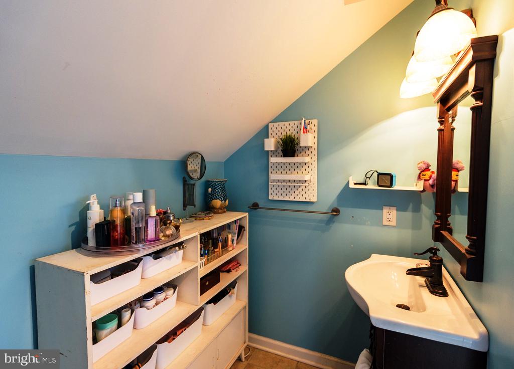 HALETHORPE - Residential