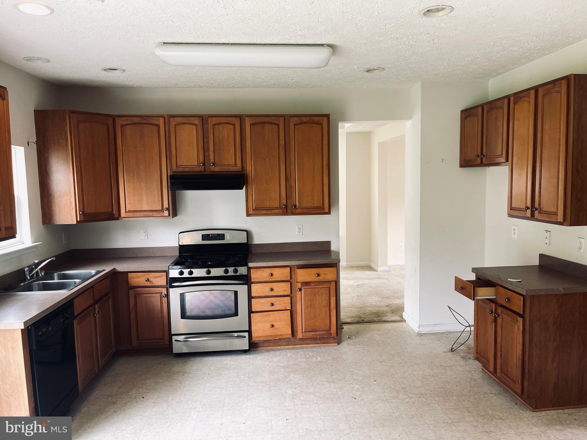 WALNUT POINT - Residential