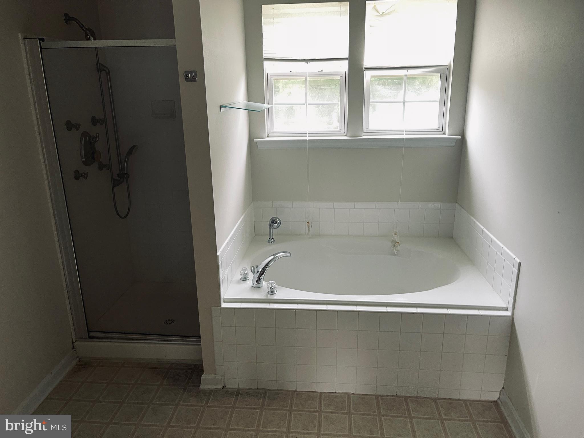 WALNUT POINT - Residential