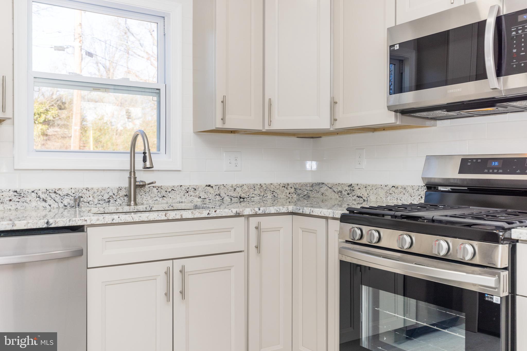 BLACKTHORN - Residential