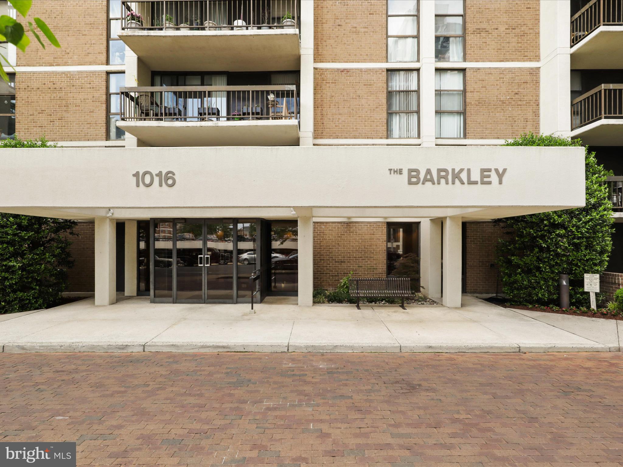 1016 S WAYNE STREET T-12