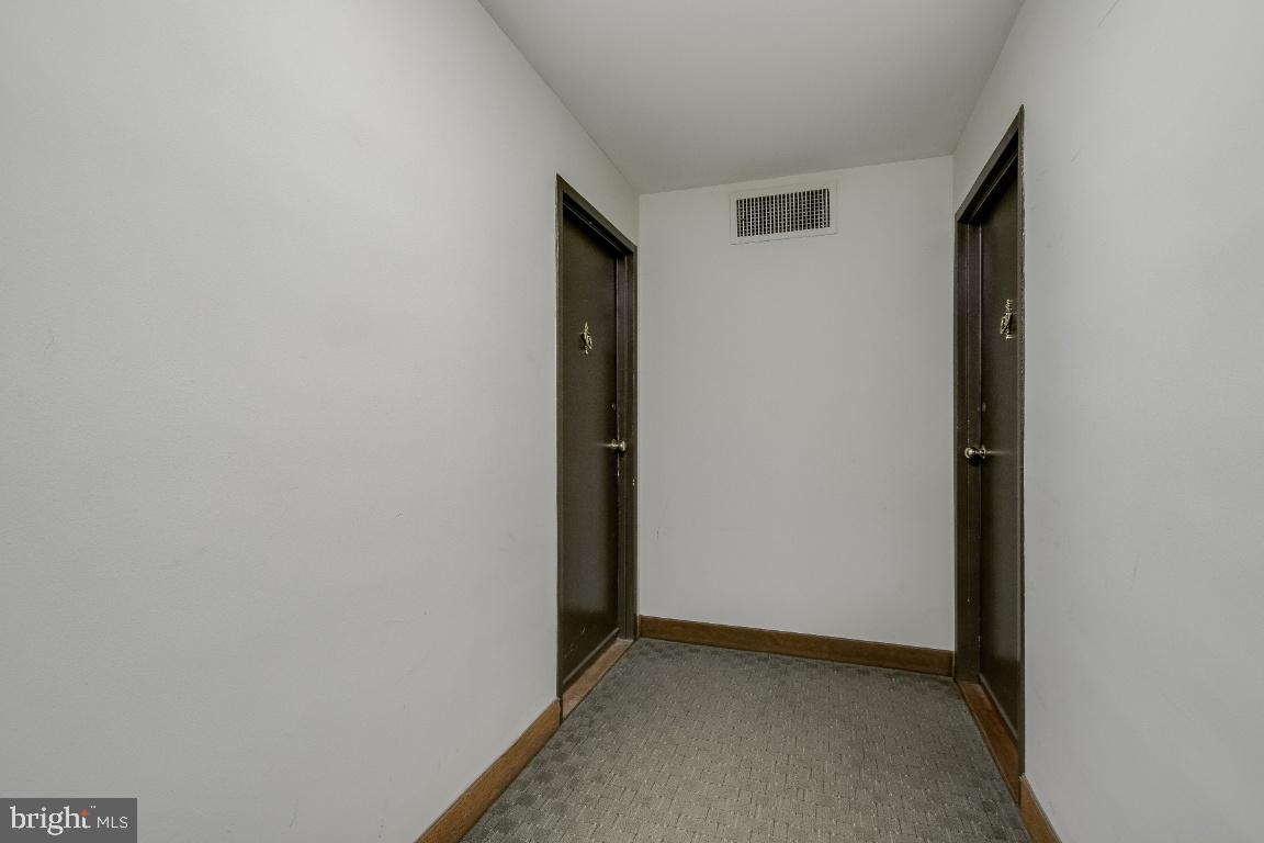 TAFT TOWERS - Residential Lease