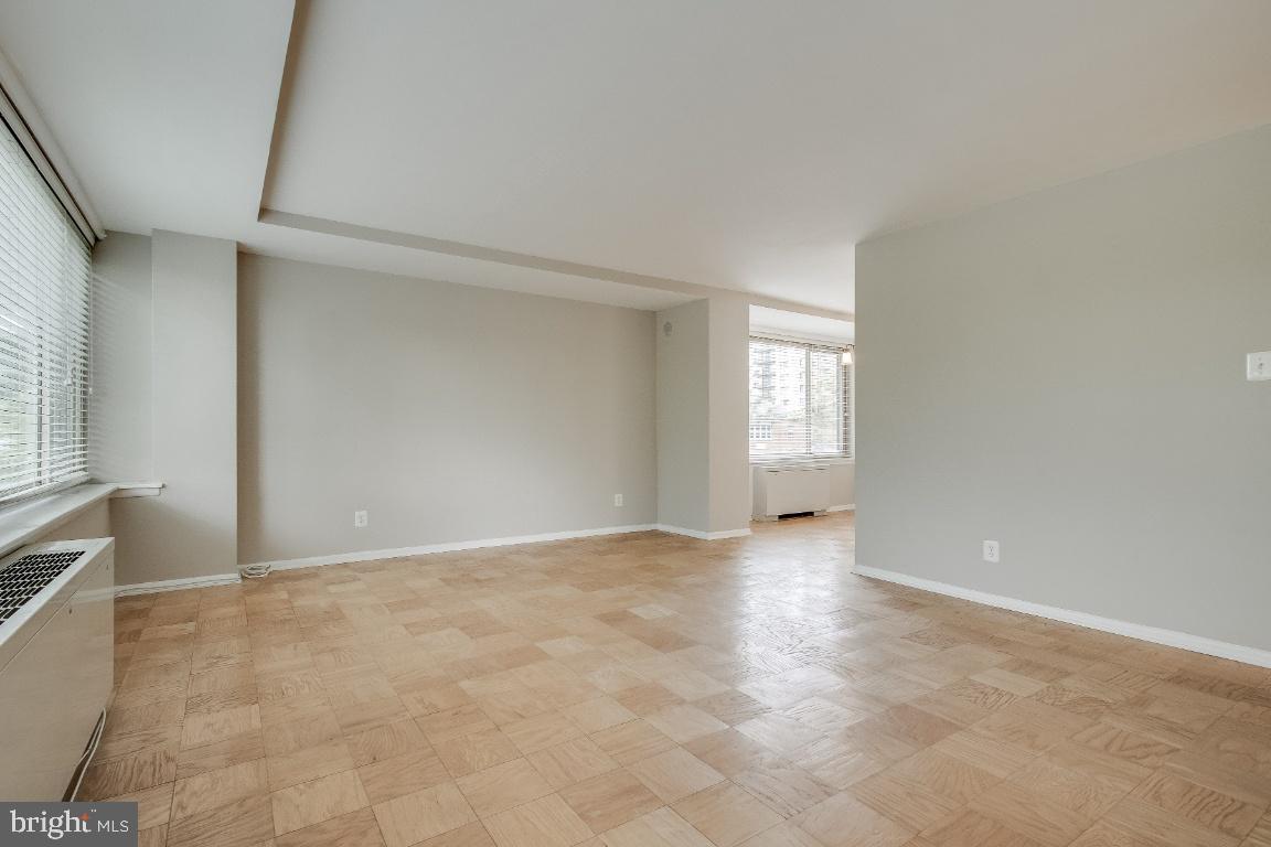 TAFT TOWERS - Residential Lease