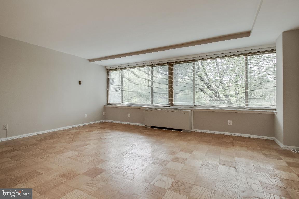 TAFT TOWERS - Residential Lease