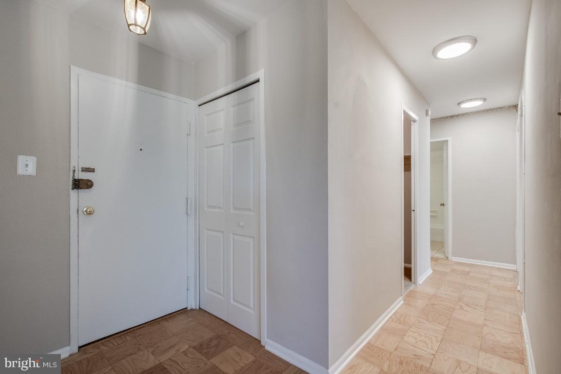 TAFT TOWERS - Residential Lease