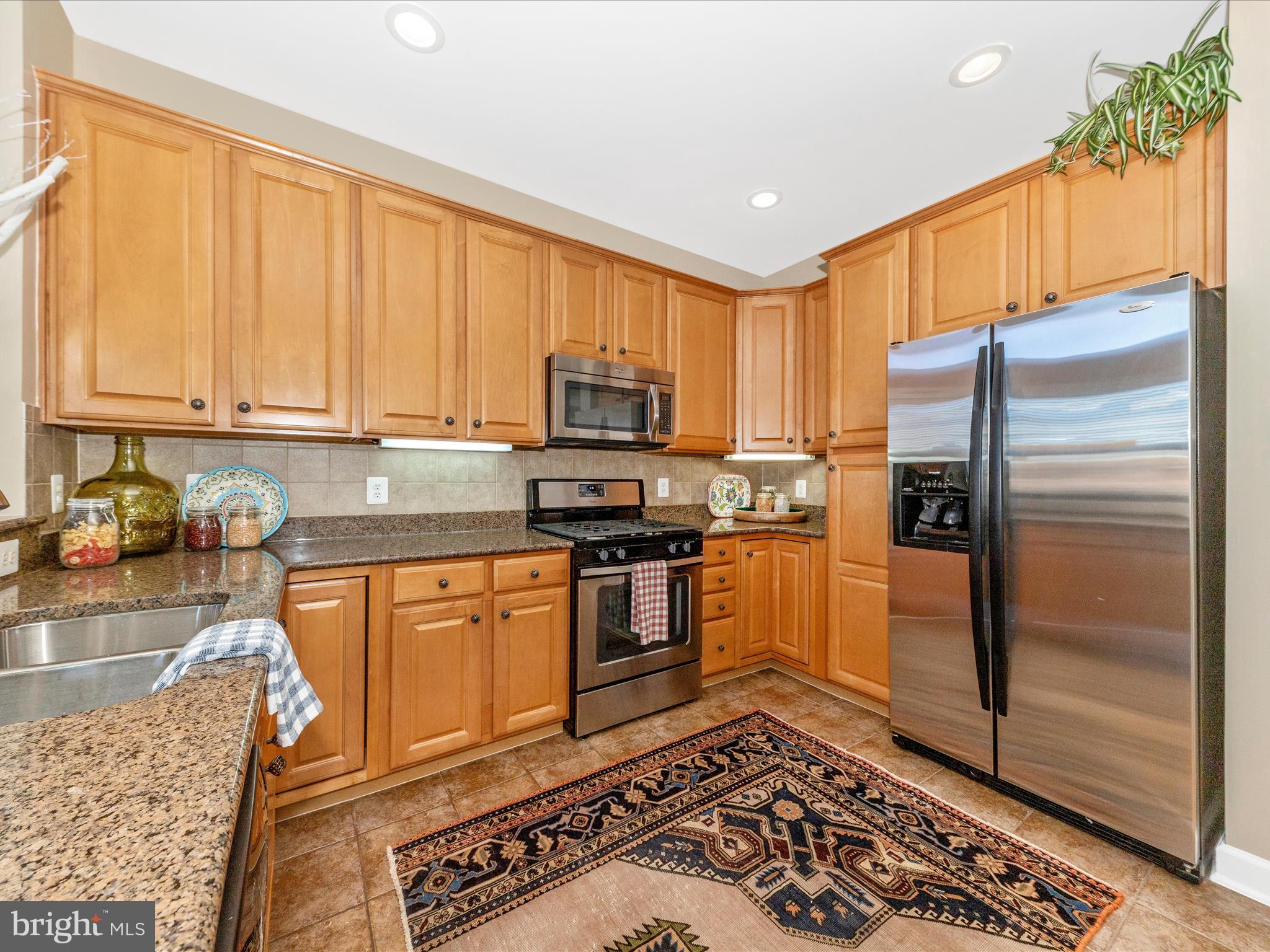 MAXWELL PLACE - Residential