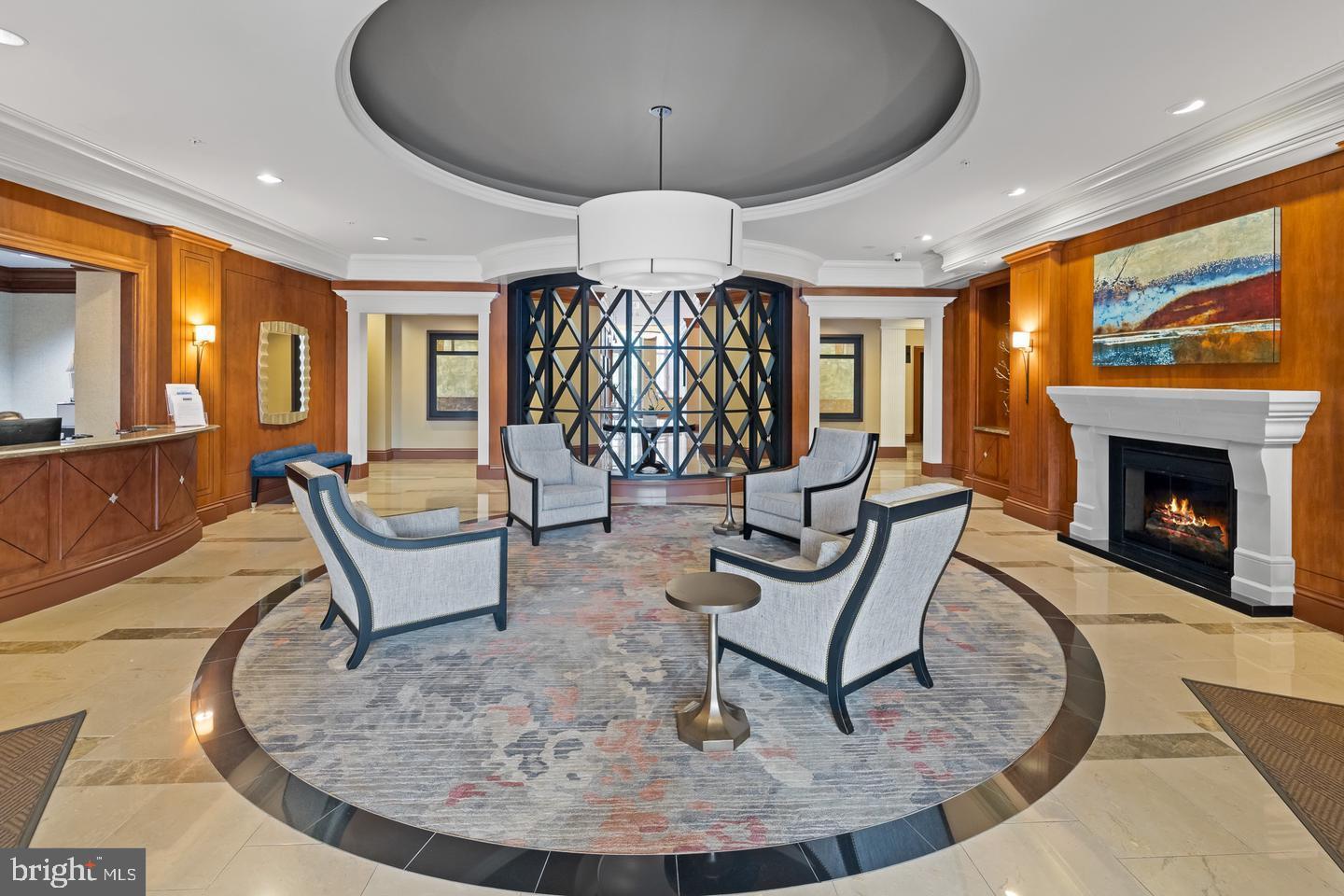 ONE PARK CREST CONDOMINIUM - Residential Lease