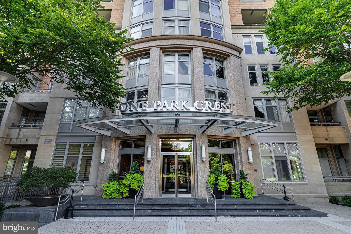 ONE PARK CREST CONDOMINIUM - Residential Lease