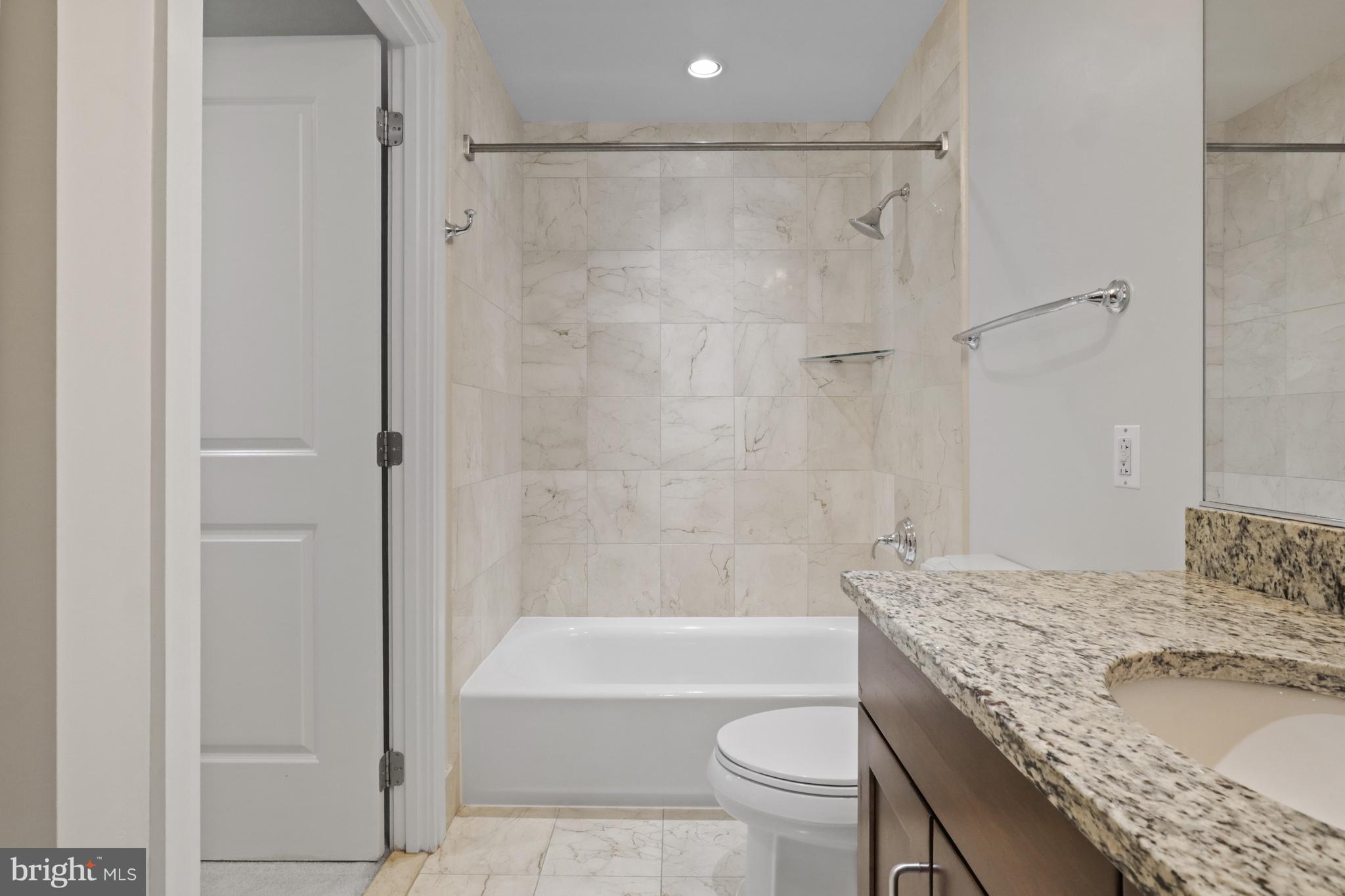 ONE PARK CREST CONDOMINIUM - Residential Lease