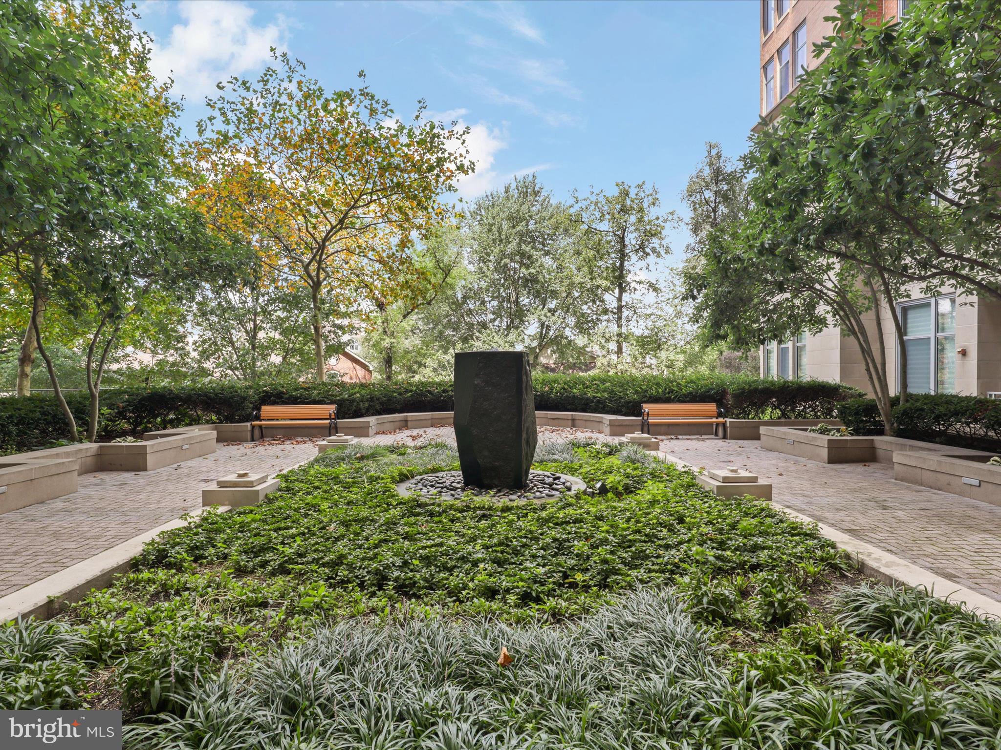 ONE PARK CREST CONDOMINIUM - Residential Lease