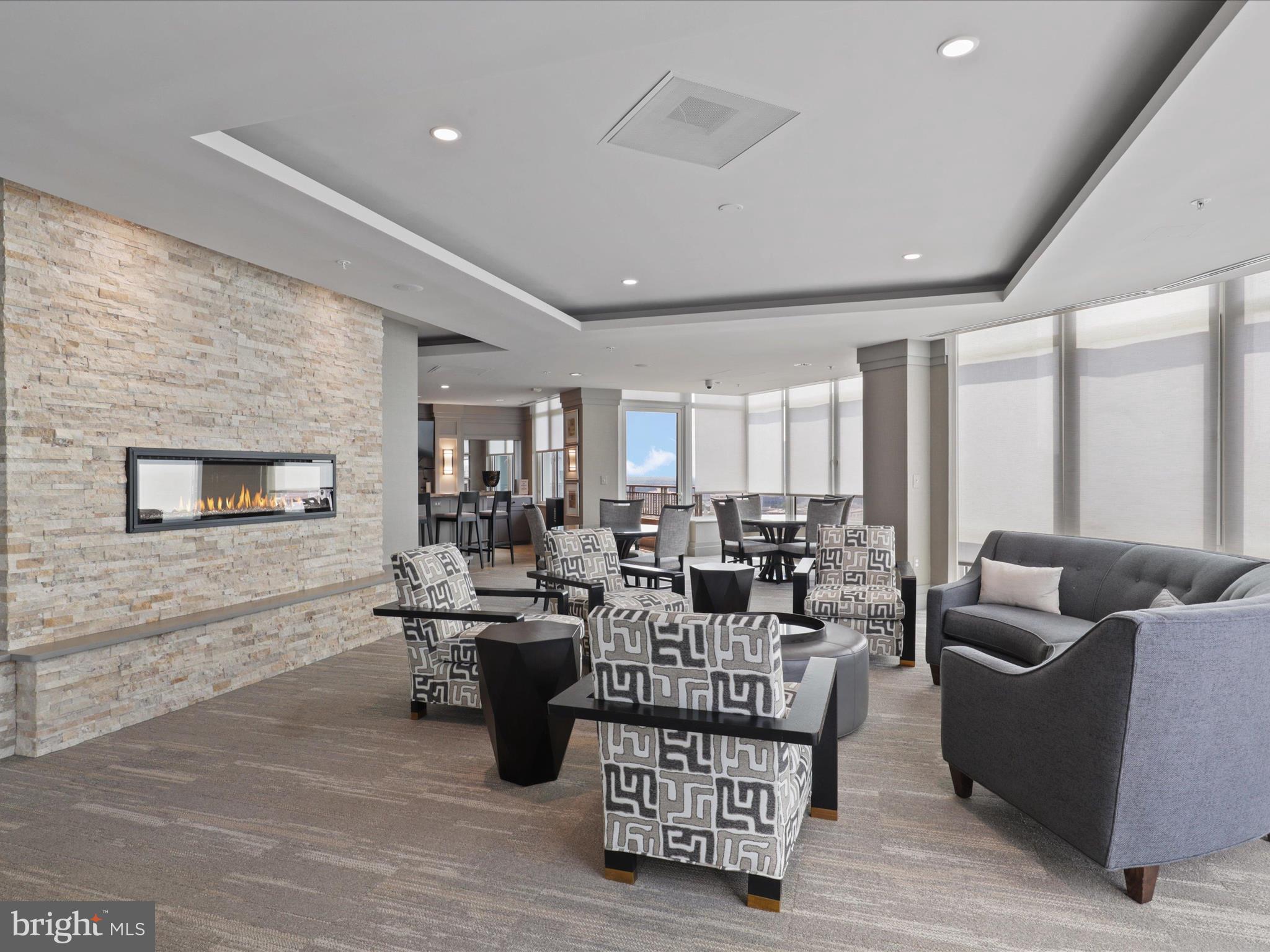 ONE PARK CREST CONDOMINIUM - Residential Lease