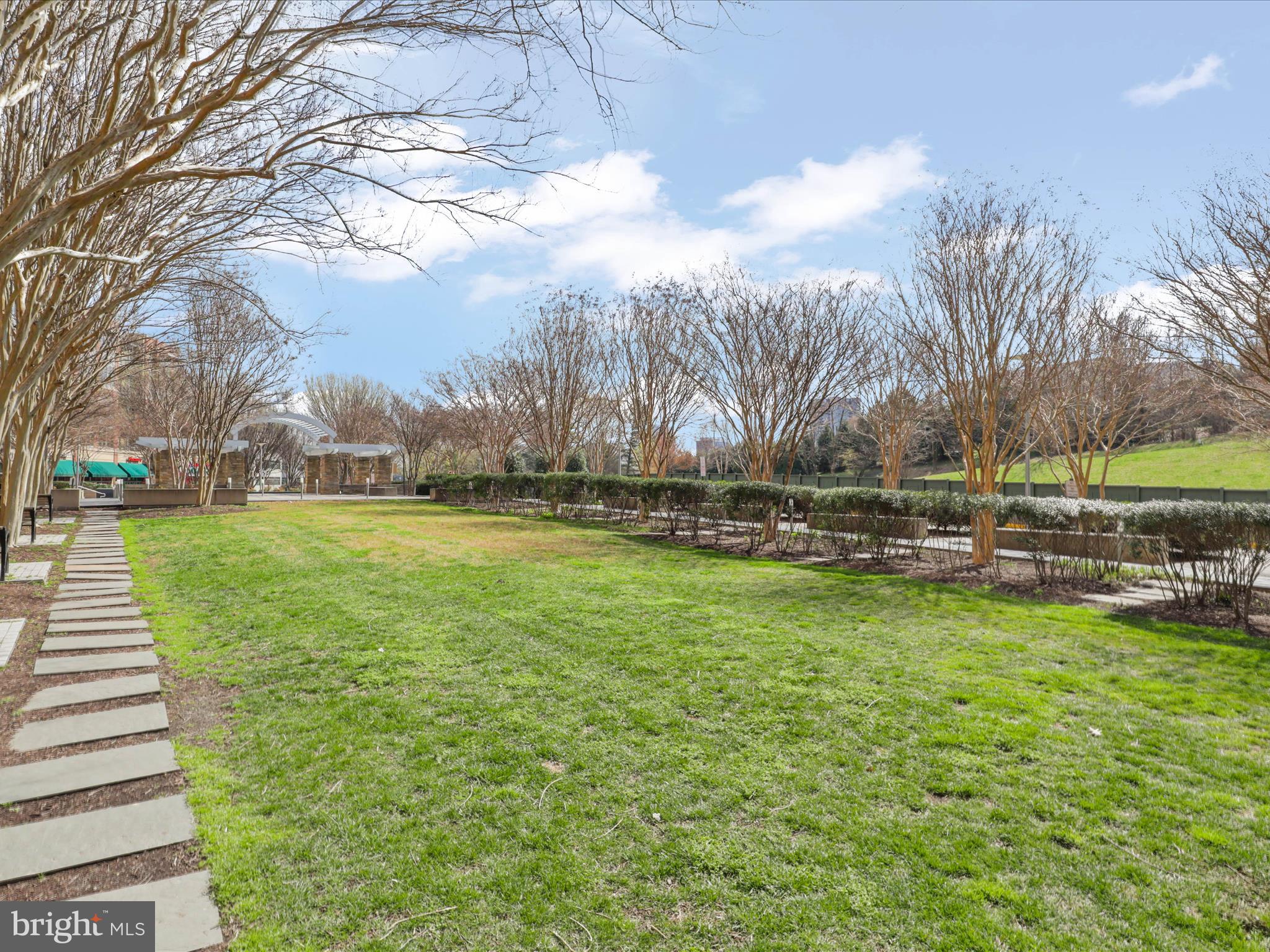 ONE PARK CREST CONDOMINIUM - Residential Lease