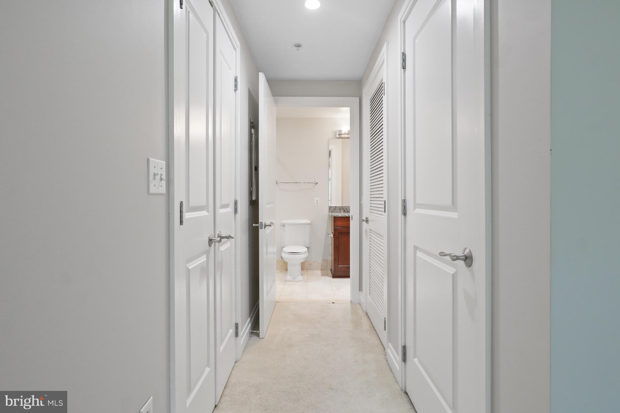 ONE PARK CREST CONDOMINIUM - Residential Lease