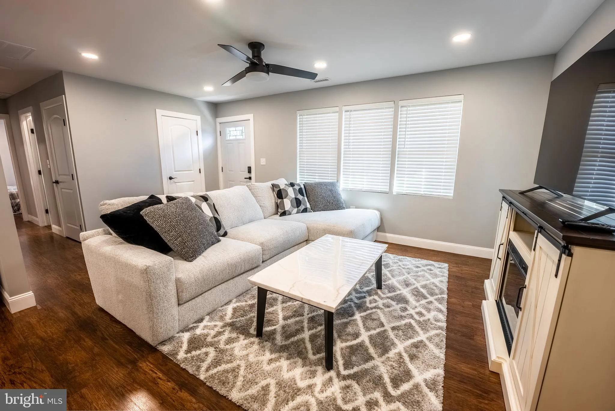 Croydon, Pennsylvania 19021, United States, 3 Bedrooms Bedrooms, ,1 BathroomBathrooms,Residential,Coming Soon,85390