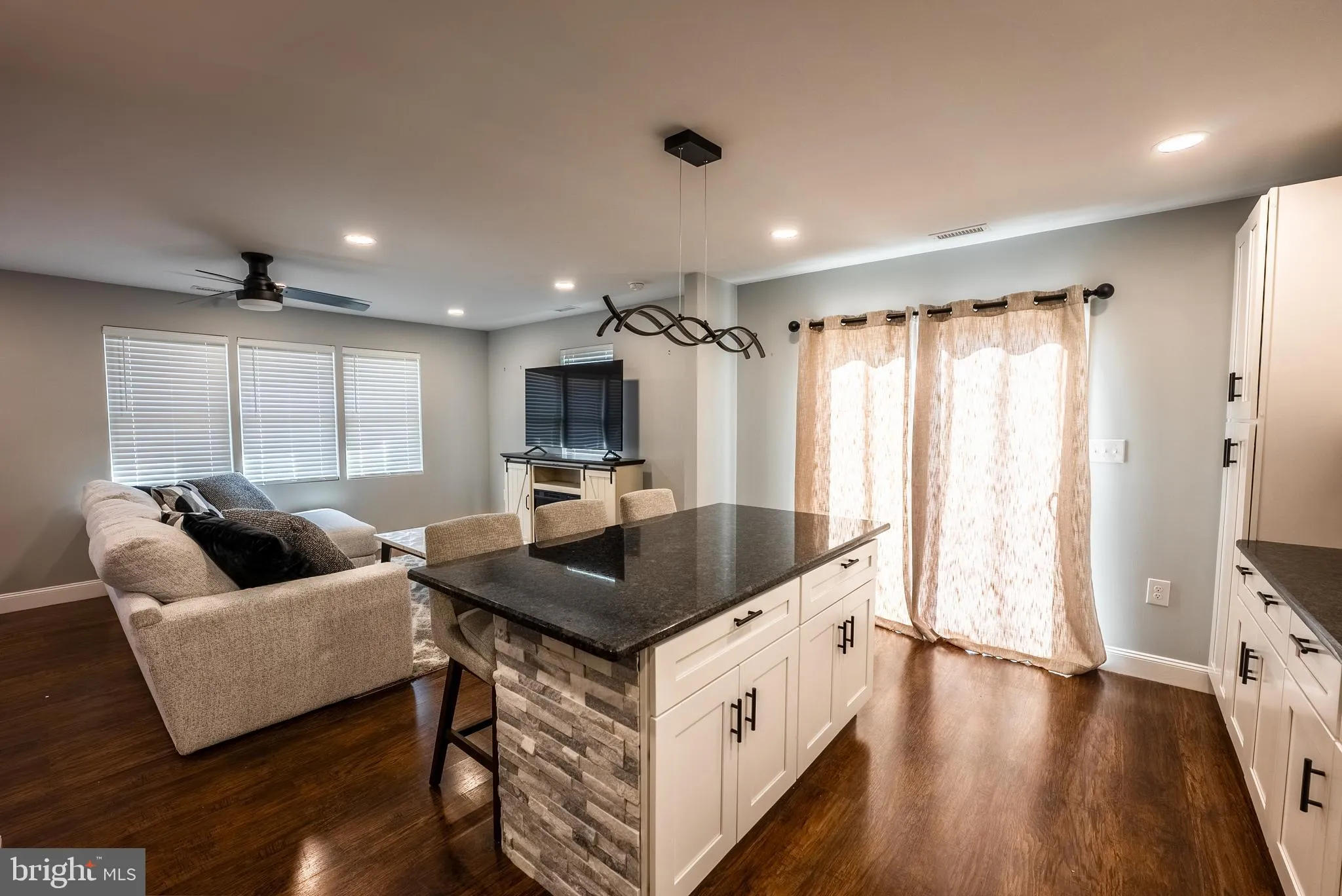 Croydon, Pennsylvania 19021, United States, 3 Bedrooms Bedrooms, ,1 BathroomBathrooms,Residential,Coming Soon,85390